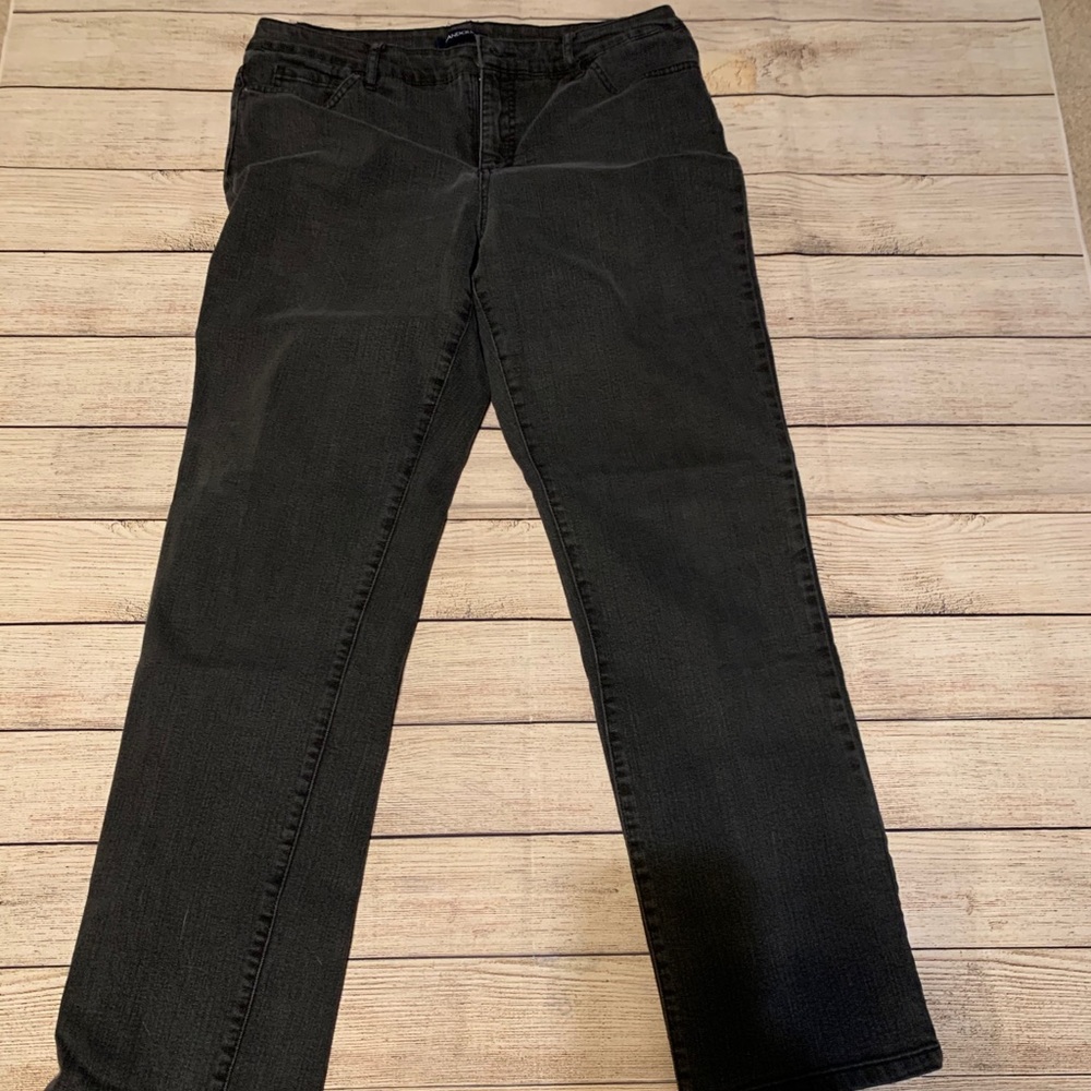 Women’s jeans